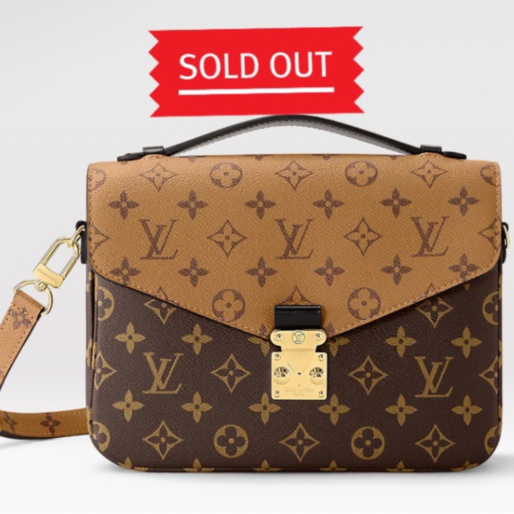 🍾🥂SOLD!🥳Louis Vuitton Reverse Crossbody